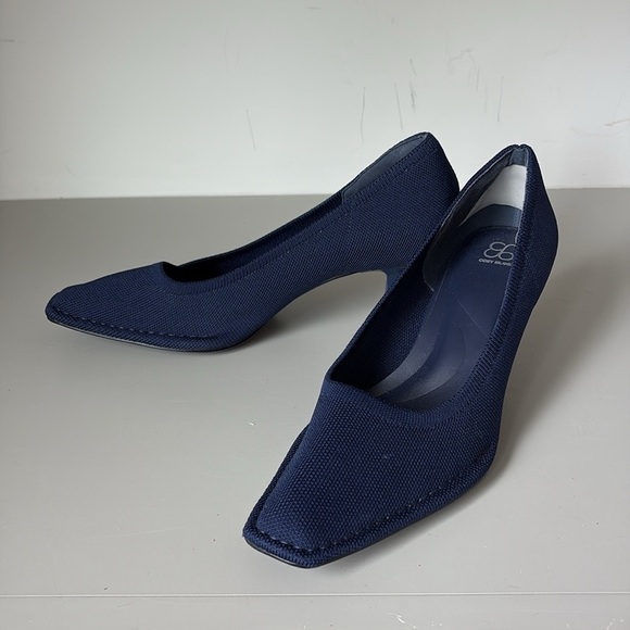 Cosy Island RefinEdge Square Toe Heeled Pumps Size 10 - Picture 10 of 10
